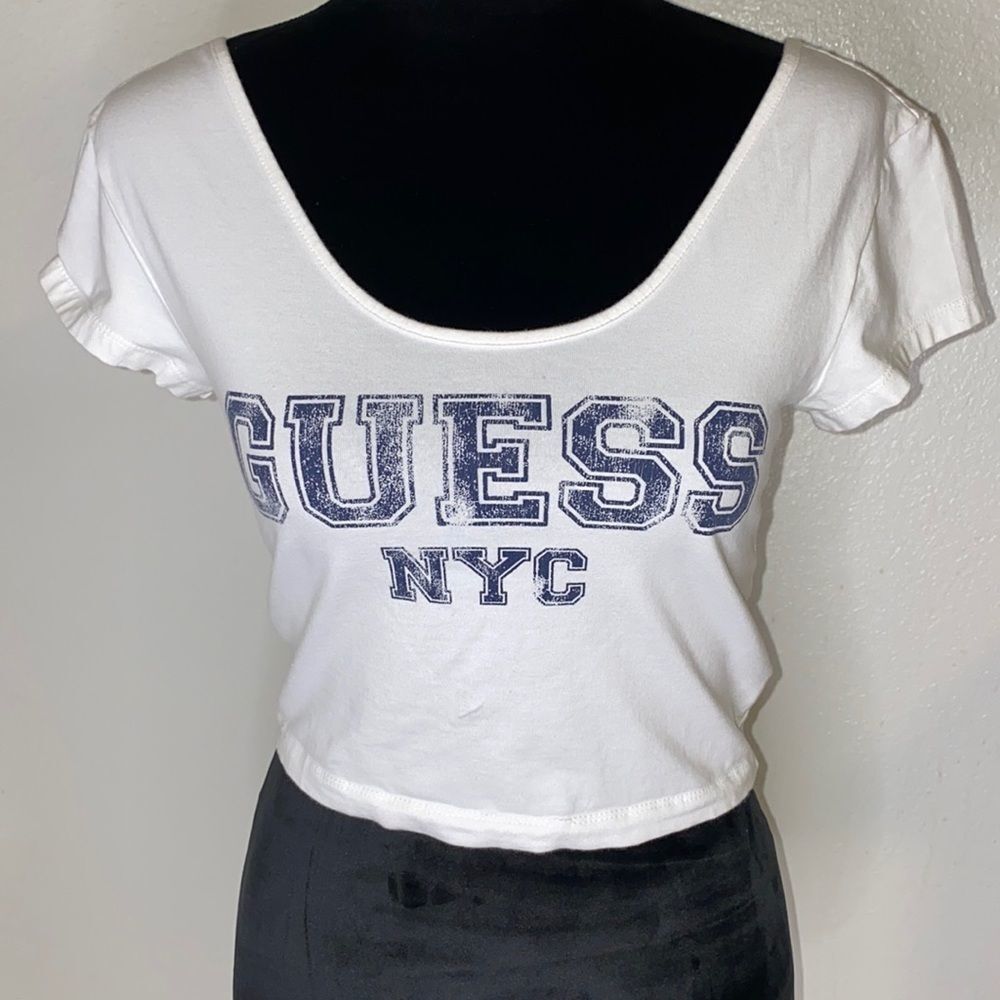 #173 GUESS CROP TOP